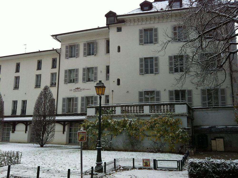 Apparthotel Privilodges Le Royal Annecy Exterior photo